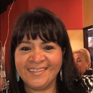 Meet your Posher, Nayda